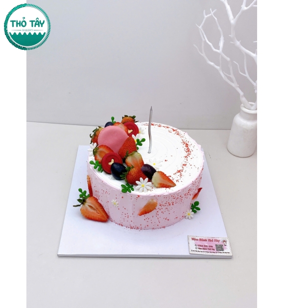 Bánh Kem trái cây tone hồng tặng sếp nữ 